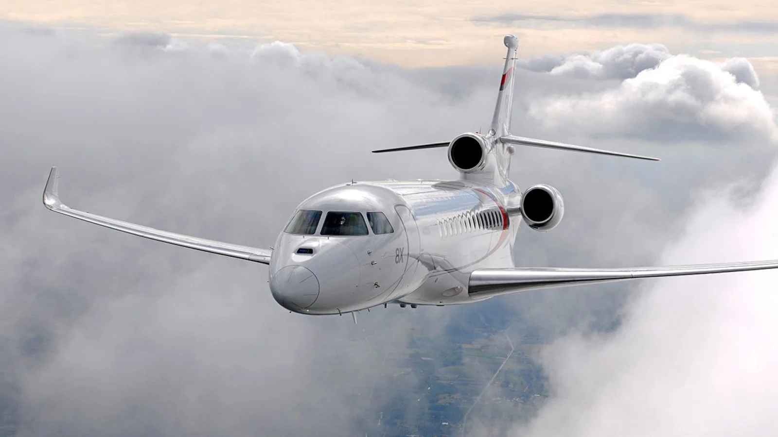 Dassault Falcon 8X exterior private jet