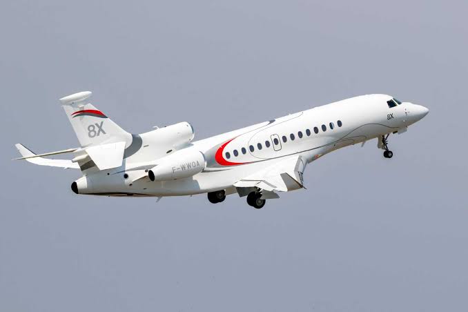 Dassault Falcon 8X exterior private jet