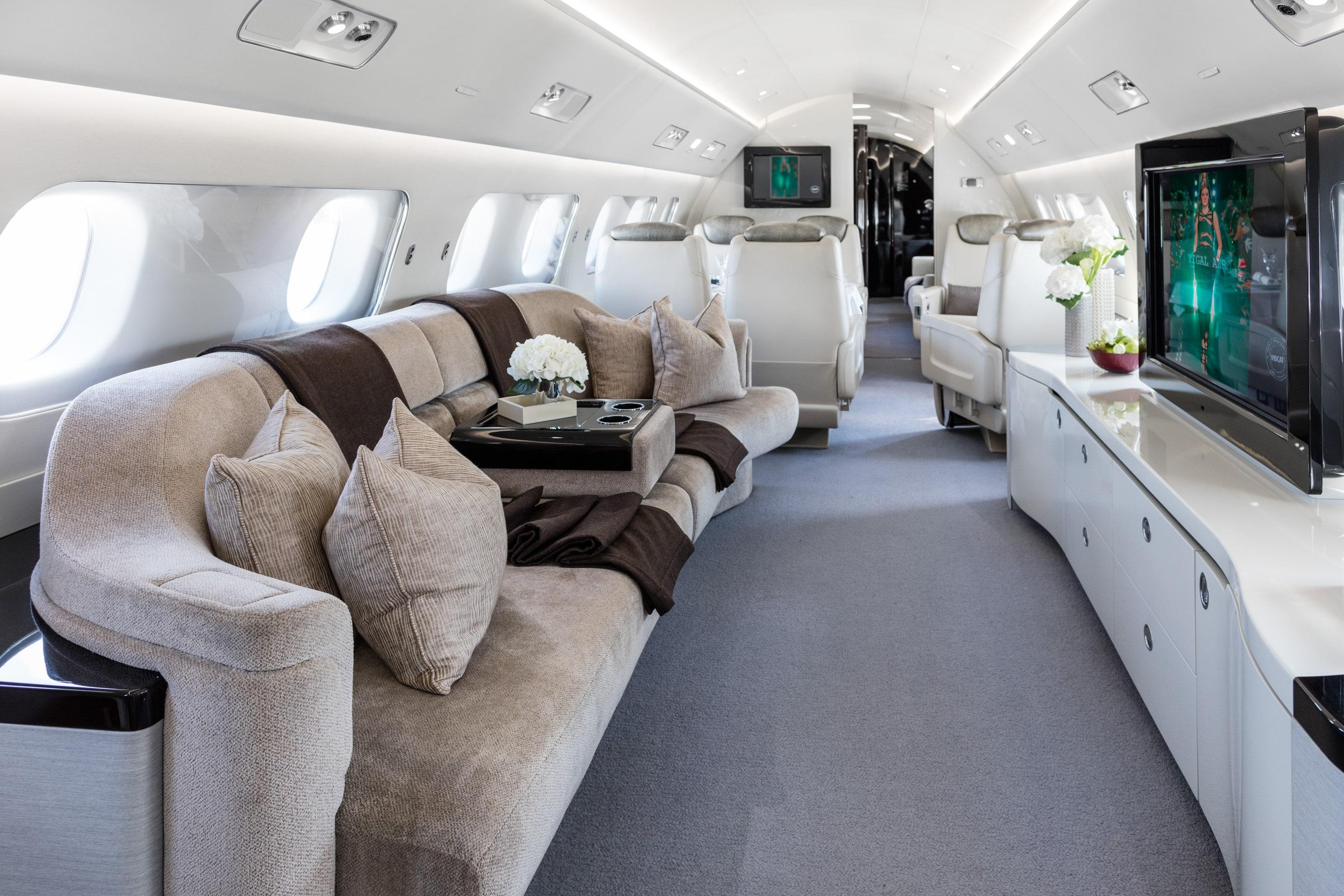 Embraer Lineage 1000/1000E luxury cabin